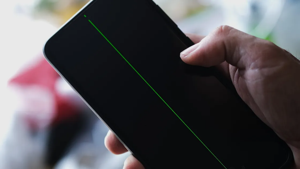 green line on phone screen